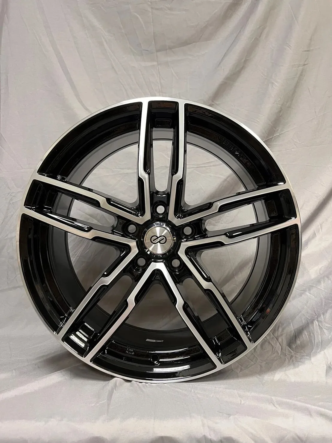 DG SQ32